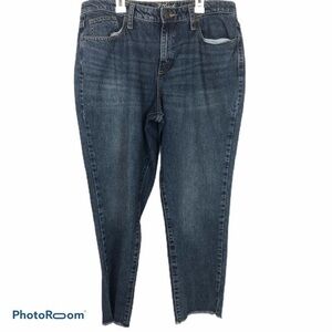 UNIVERSAL THREAD High Rise Straight Raw Hem Jeans